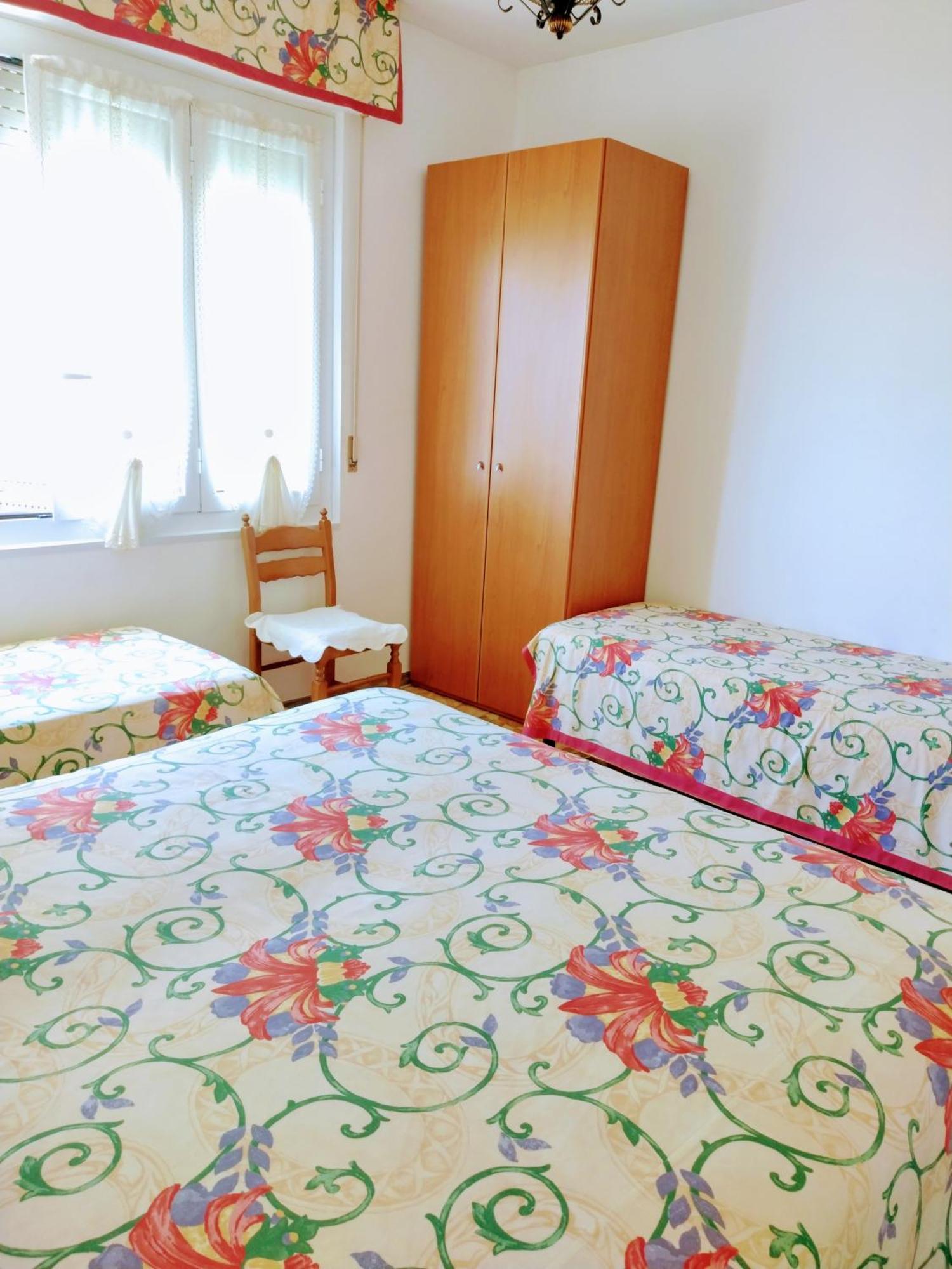 Casa Al Mare Lägenhet Ventimiglia Exteriör bild